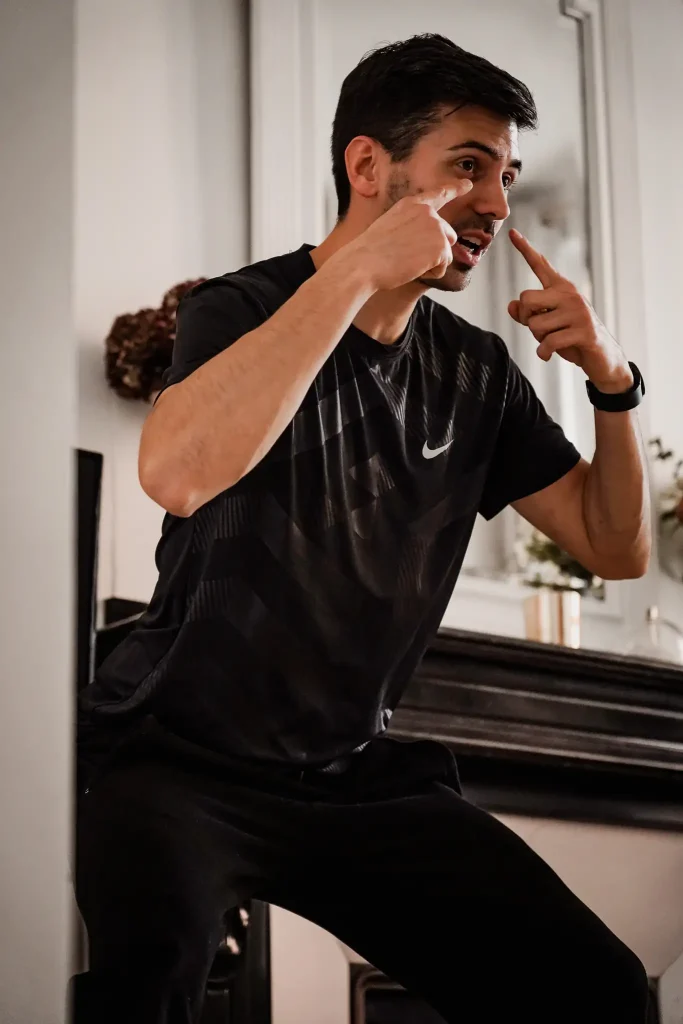 Coach sportif à domicile à Toulouse vous accompagne pour éviter les blessures et bien faire les mouvements